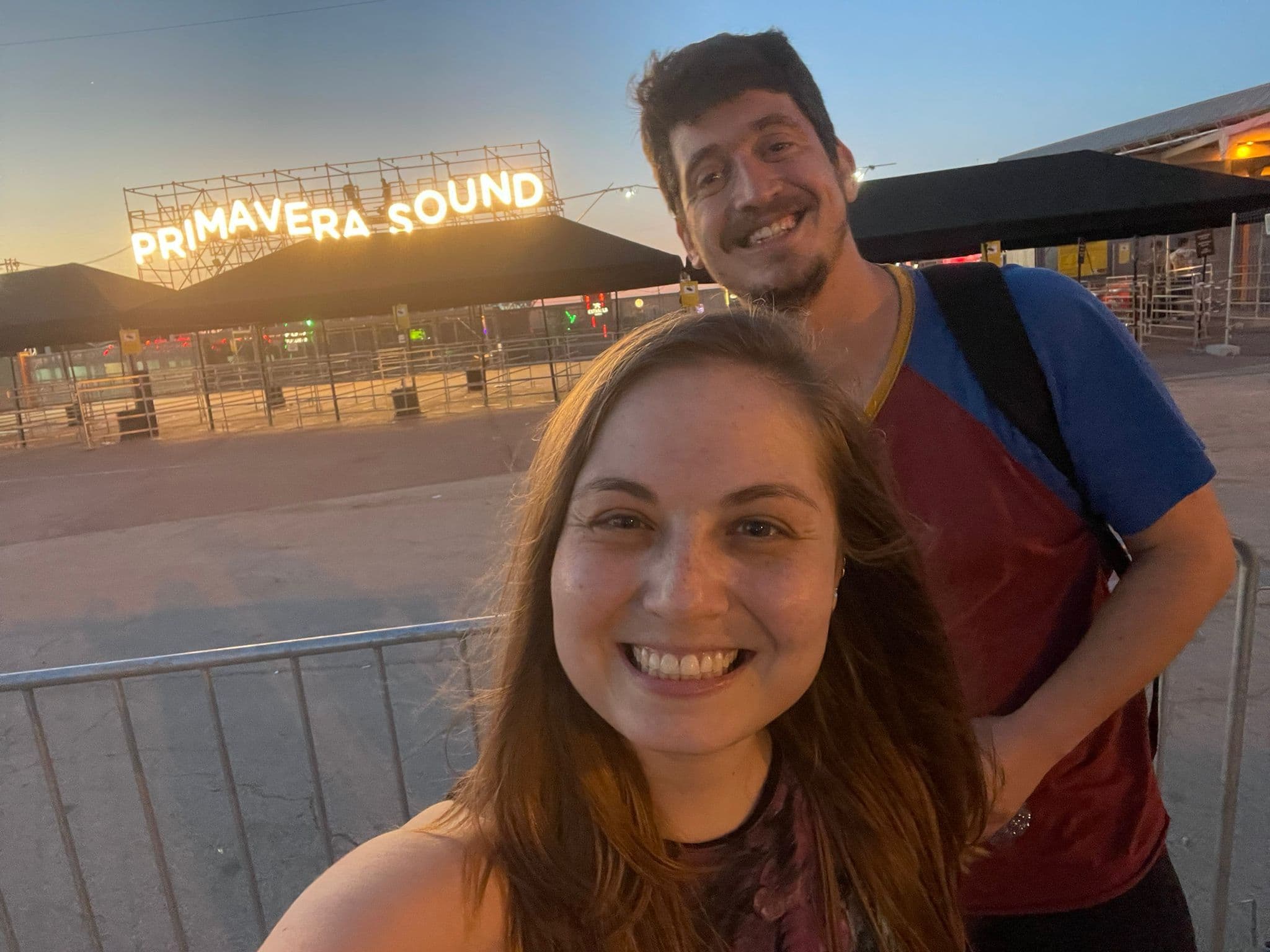 Yael getting lost in the beats in Barcelona